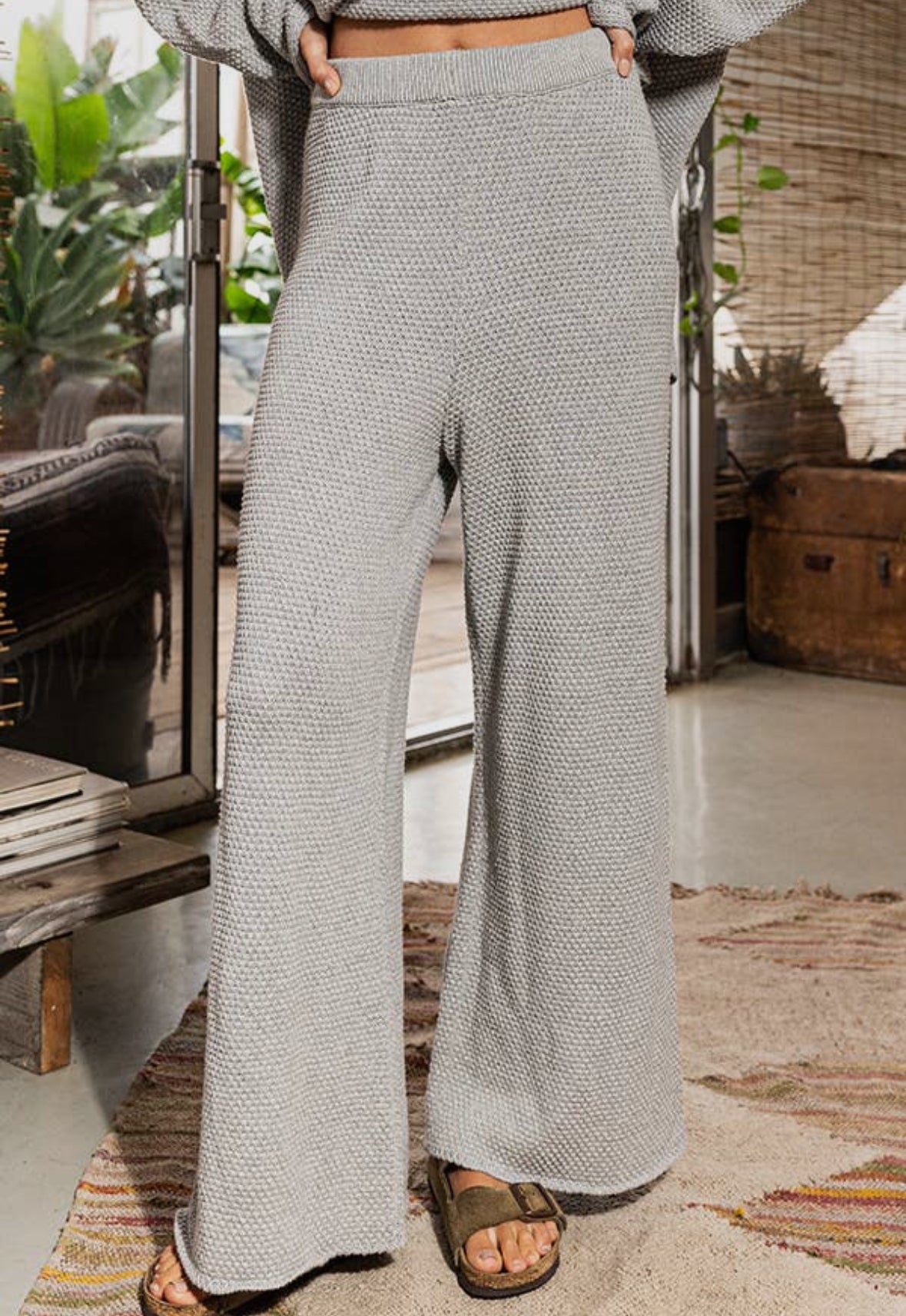 Textured Pull on Wide Pants